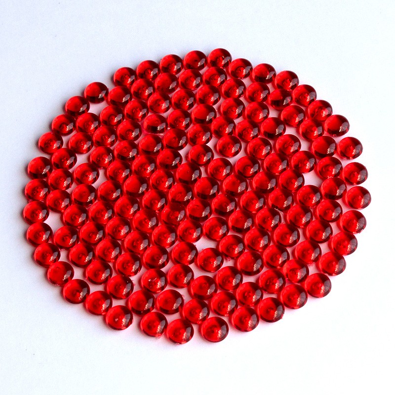 Farbintensive Acryltautropfen für Dekorationen