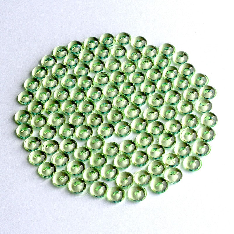 Farbintensive Acryltautropfen für Dekorationen