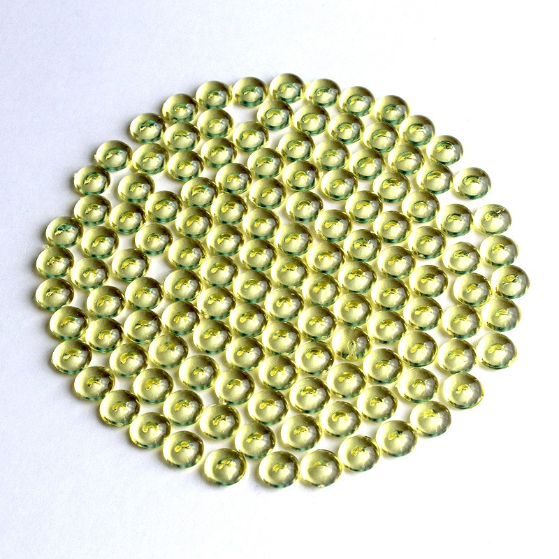 Farbintensive Acryltautropfen für Dekorationen