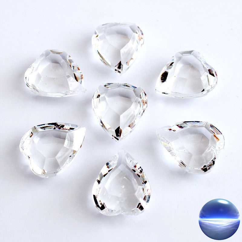 Acryl Herzen 23mm klar | gibt es in drei Farben - rot - rosa - klar